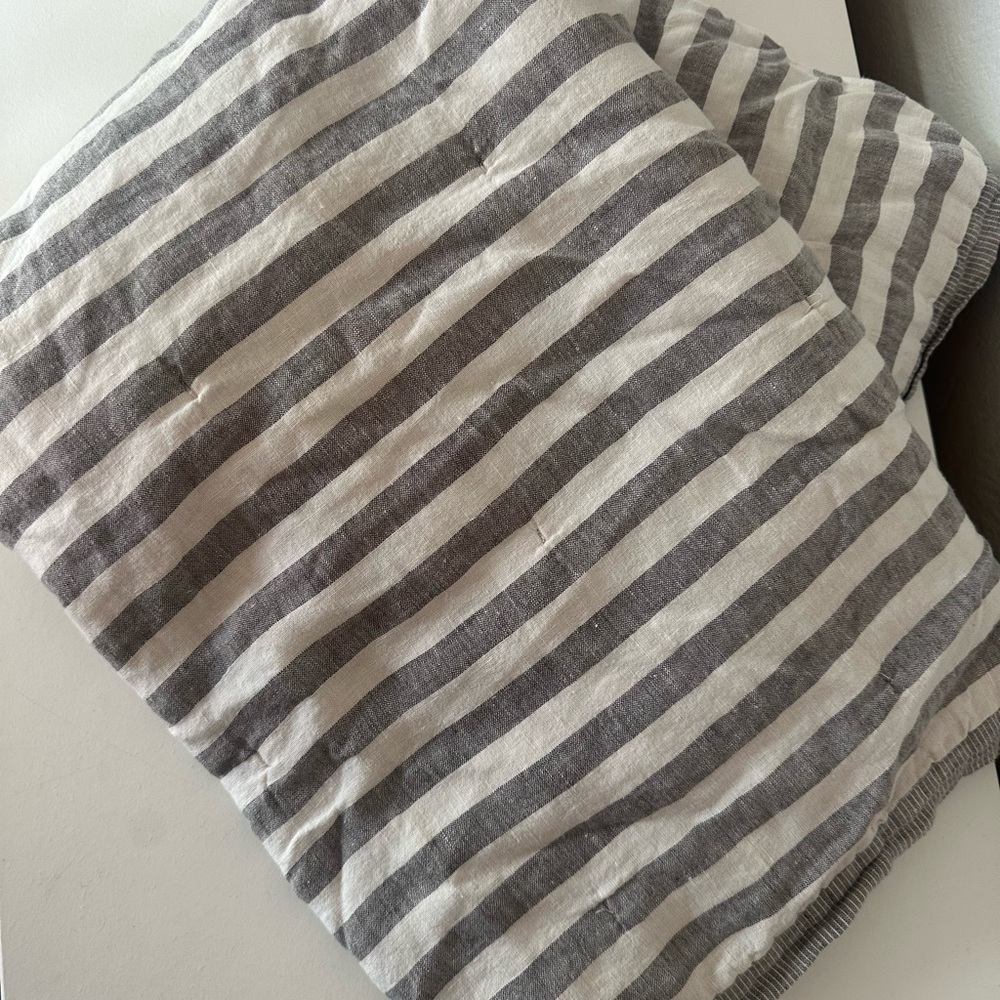 Parachute Linen Blend Gray and White Throw Baby Blanket